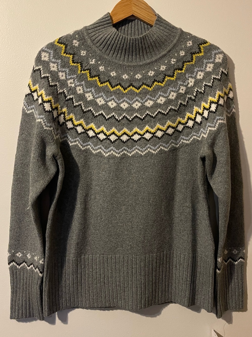 Style & Co Fair Isle Yoke Knit Sweater Grey Yellow Black Size Medium NWT